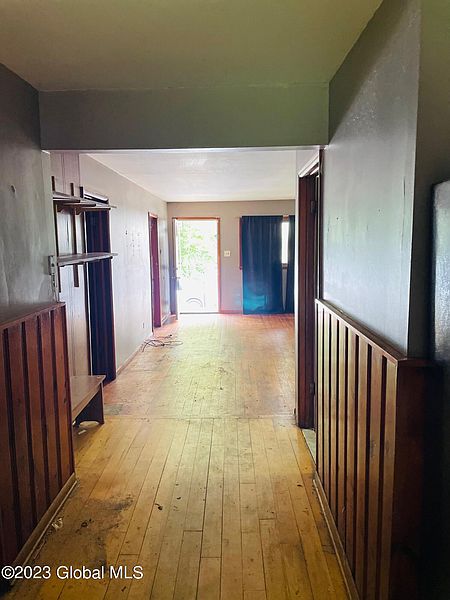 4th image of 33 Cheltingham Avenue