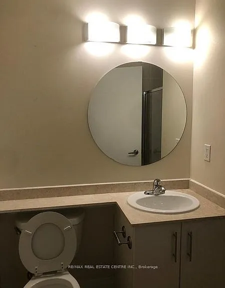 16 Yonge St #3102 — Photo 5