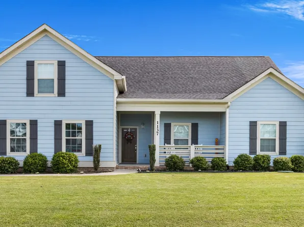 1137 Leaf Ln, Ashland City, TN 37015