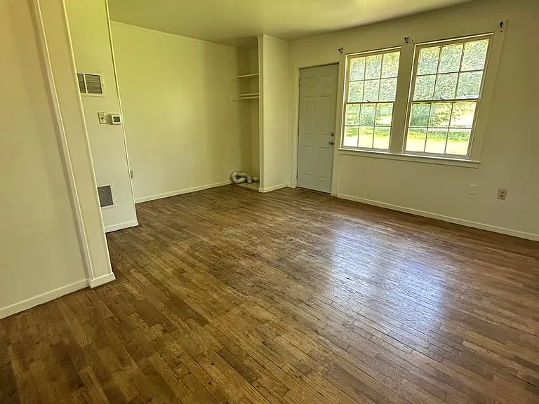 15 Riley Manor Cir — Photo 3