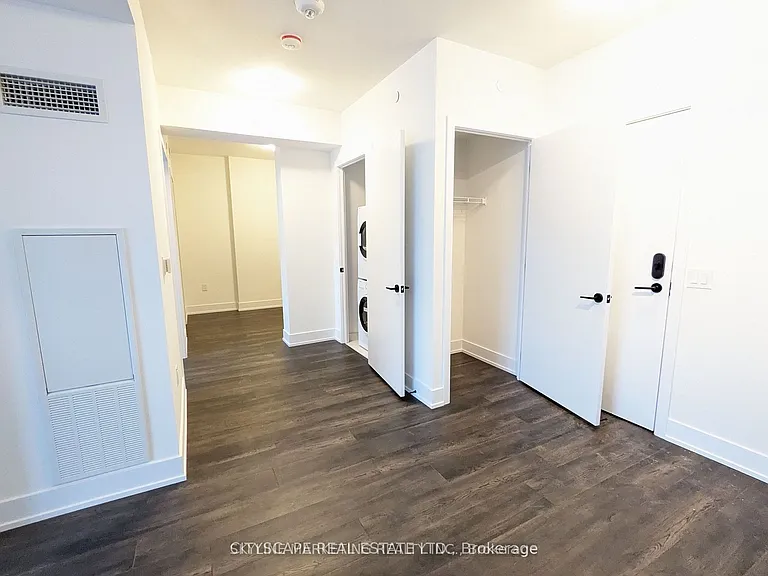2450 Old Bronte Rd #549 — Photo 6