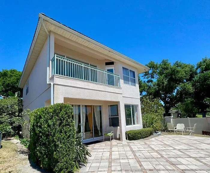 7200 Bay Club Way — Photo 40