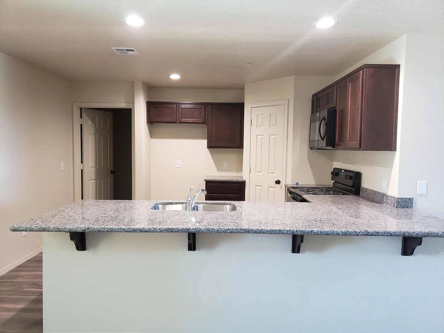 Two Story Townhome for rent! — Photo 3