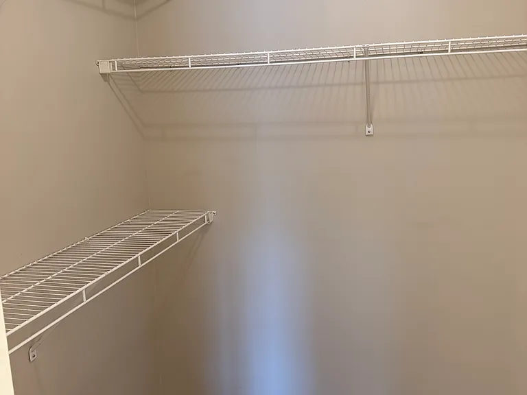Master Walking Closet
