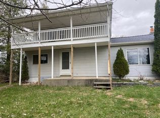 7919 Mayville Rd, Marlette, MI 48453