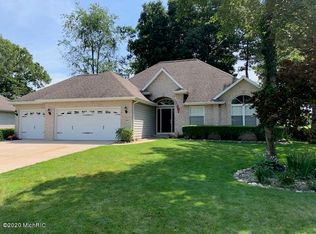 8163 Copper Oaks St, Portage, MI 49002