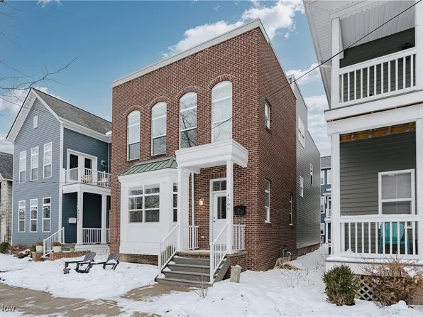 4506 Clinton Ave, Cleveland, OH 44102