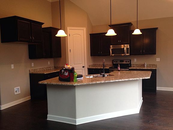 Kitchen With Large Island