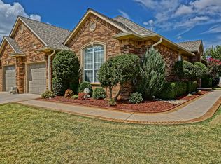 1305 River Birch Dr, Yukon, OK 73099