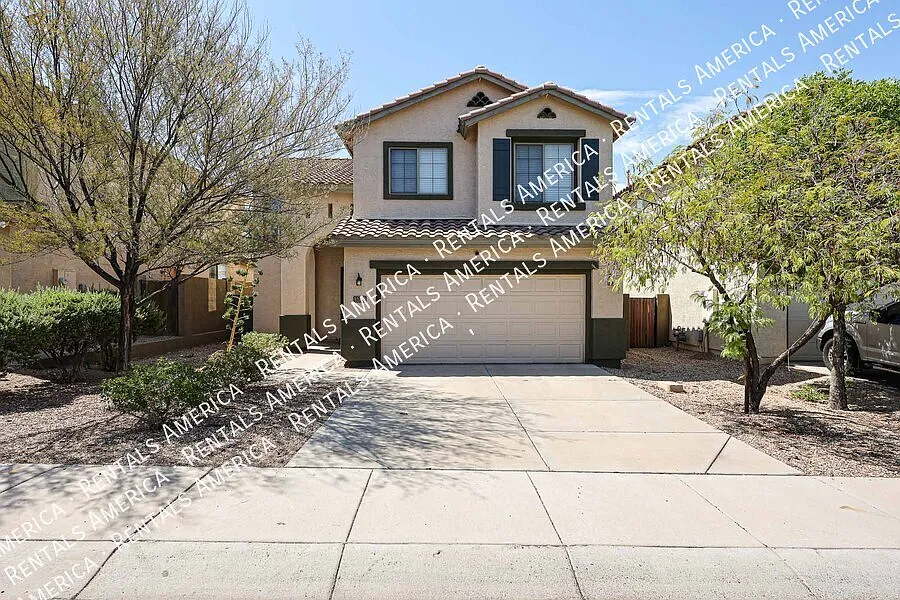 Beautiful 4-Bedroom Home with Mountain Views in Anthem — Photo 2
