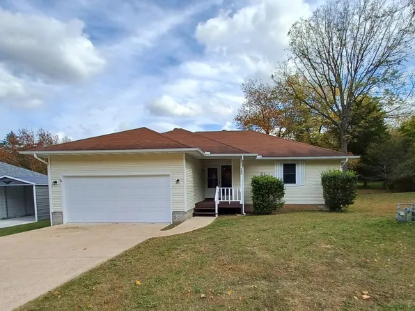 305 S Street Ct, Flippin, AR 72634