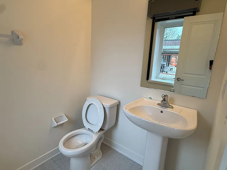 15100 Yonge St #212 — Photo 8