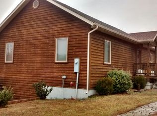 11725 Grant Ln, Lebanon, MO 65536