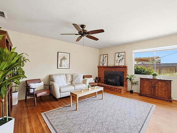 4th image of 230 Adele Avenue