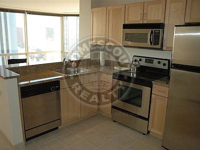 4th image of 222 N Columbus Dr APT 4610