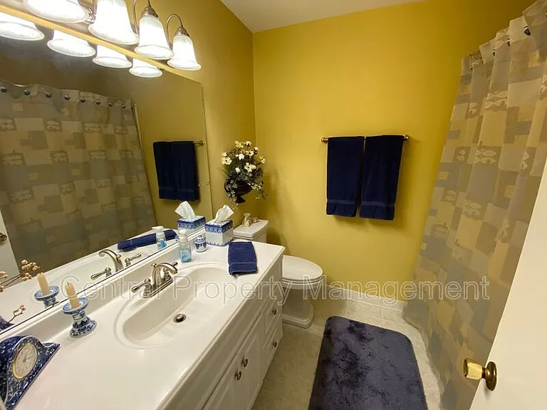 4724 Coach Hill Dr — Photo 37
