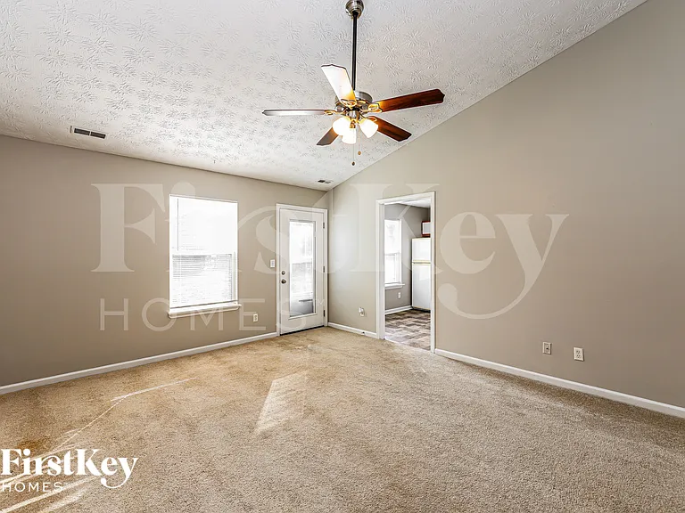 12 Amelia Park Dr — Photo 3