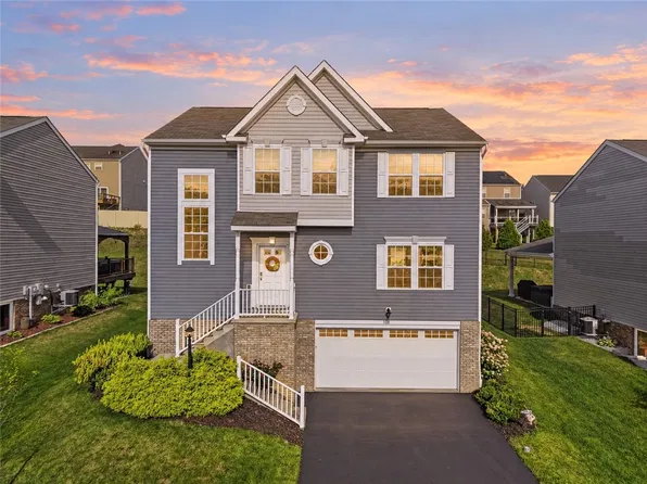 108 Dutch Creek Dr, Zelienople, PA 16063