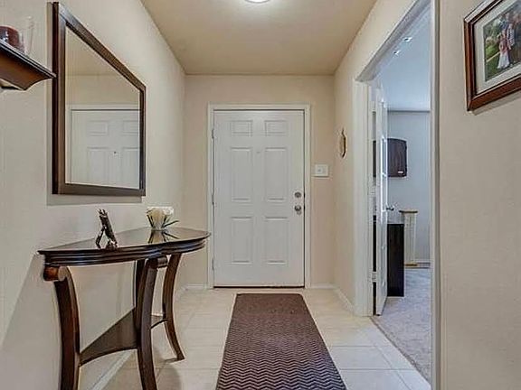 4th image of 14701 Brandon Dr