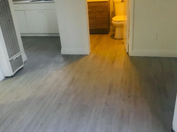 5th image of 307 W C St APT C