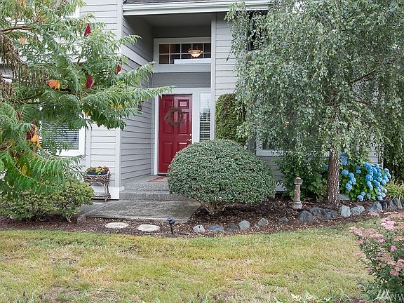 2nd image of 14806 5th St NE