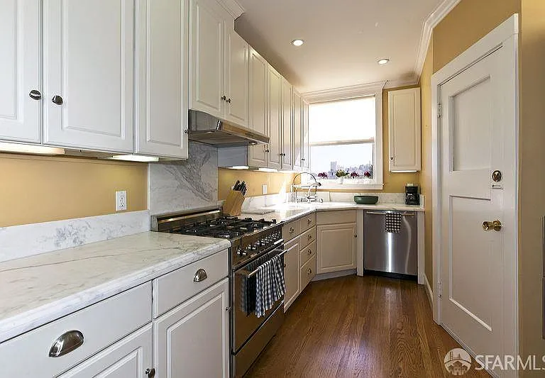 3030 Pierce St — Photo 3