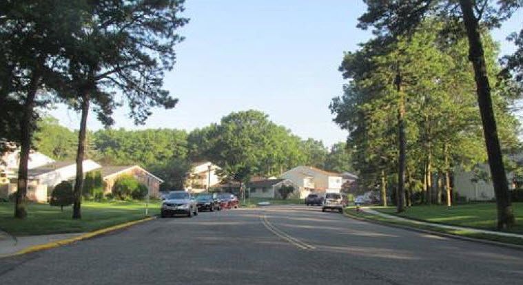 2nd image of 207 Springmeadow Dr Unit J