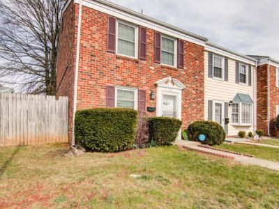 123 Cambridge Sq, Vinton, VA, 24179
