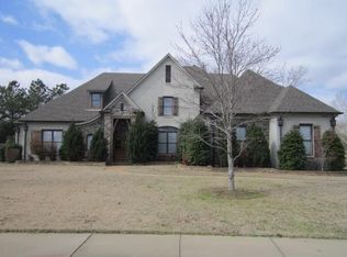 1223 Fall Springs Rd, Collierville, TN 38017