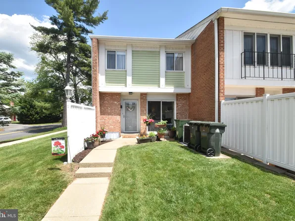 1 Dekalb Sq #D01, Newark, DE 19713