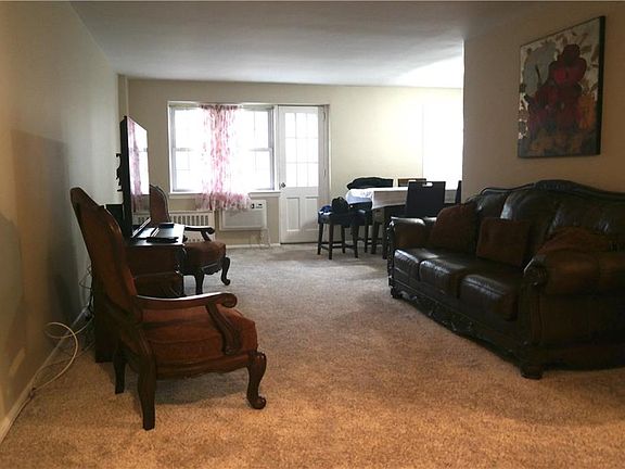 3rd image of 14930 88th St APT 2K