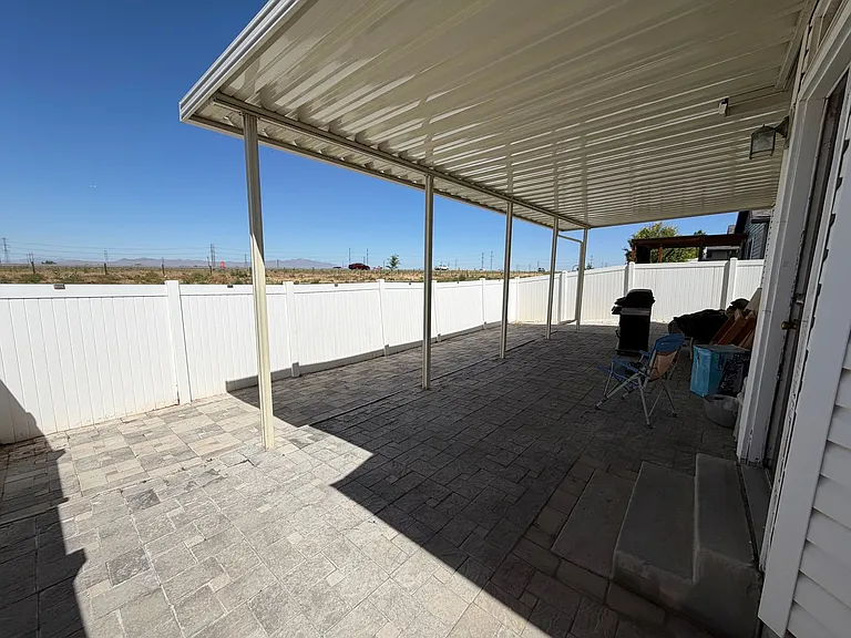 721 N Skipton Dr — Photo 36