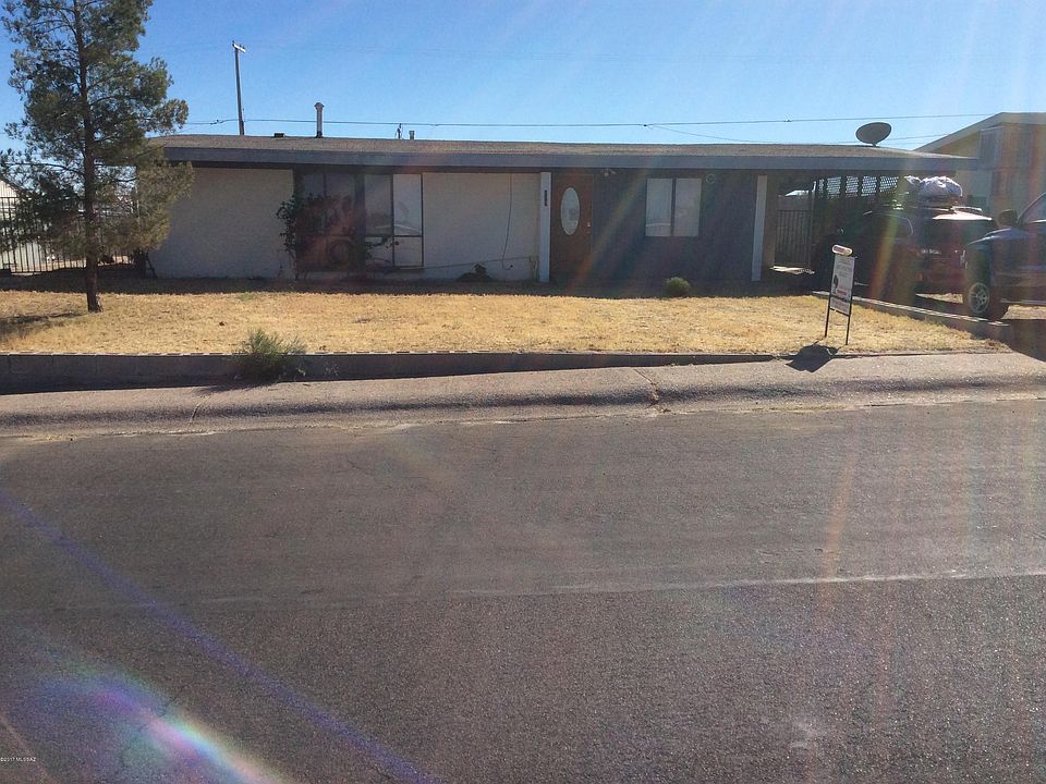 1st image of 907 W 1st Ave