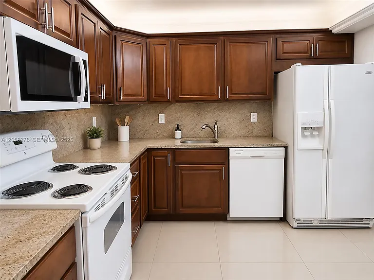 2401 S Ocean Dr #1007 — Photo 11