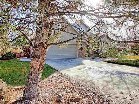 3rd image of 530 Heron Ct