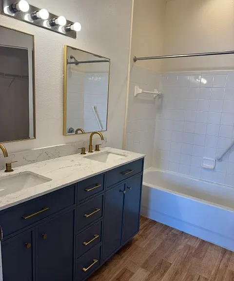 9218 Lake Chase Island Way #B12 — Photo 5