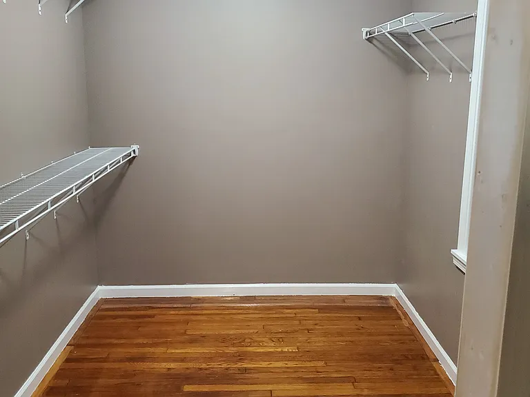 700 Iroquois Trl — Photo 13