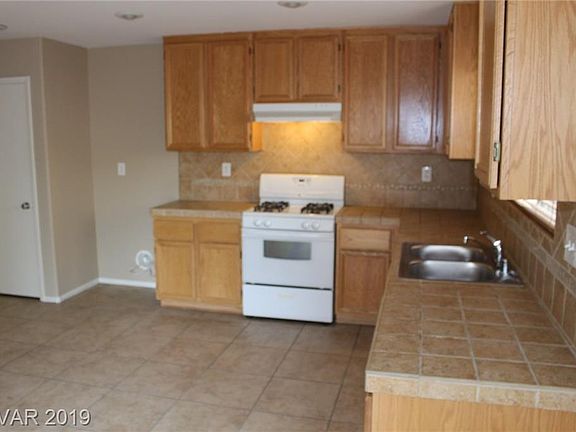 5th image of 7214 Las Colinas Ave
