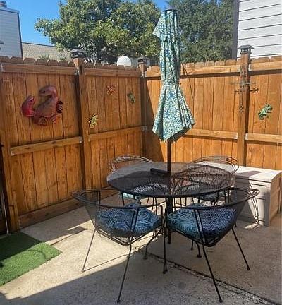 3rd image of 1500 W Esplanade Ave APT 33G