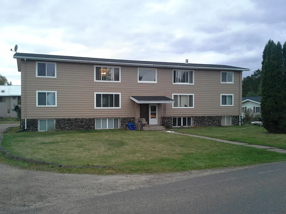 5441 Carnation Ave #2