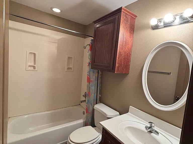 3300 N Juan St — Photo 11