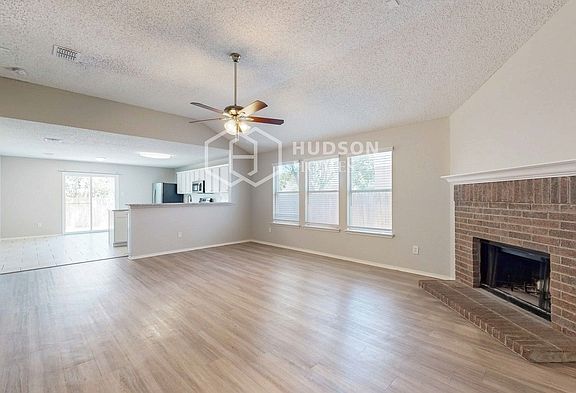 5th image of 4113 Majestic Ct