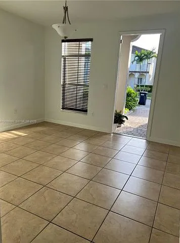 2555 SW 147th Path — Photo 6