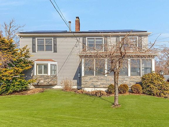 2nd image of 27 Brookside Ave
