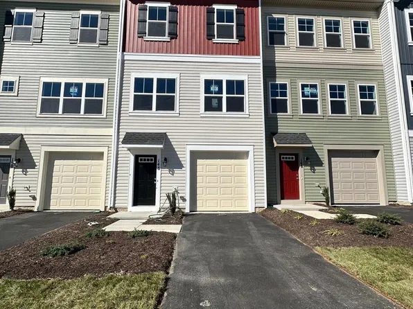 148 Galaxy Pl, Stephenson, VA 22656