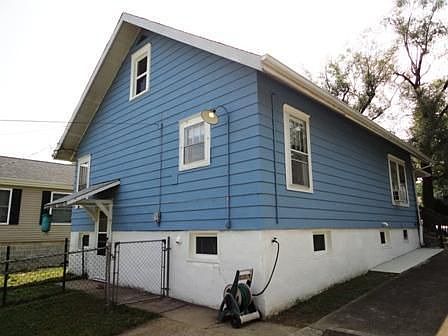 2nd image of 5904 S Jefferson St