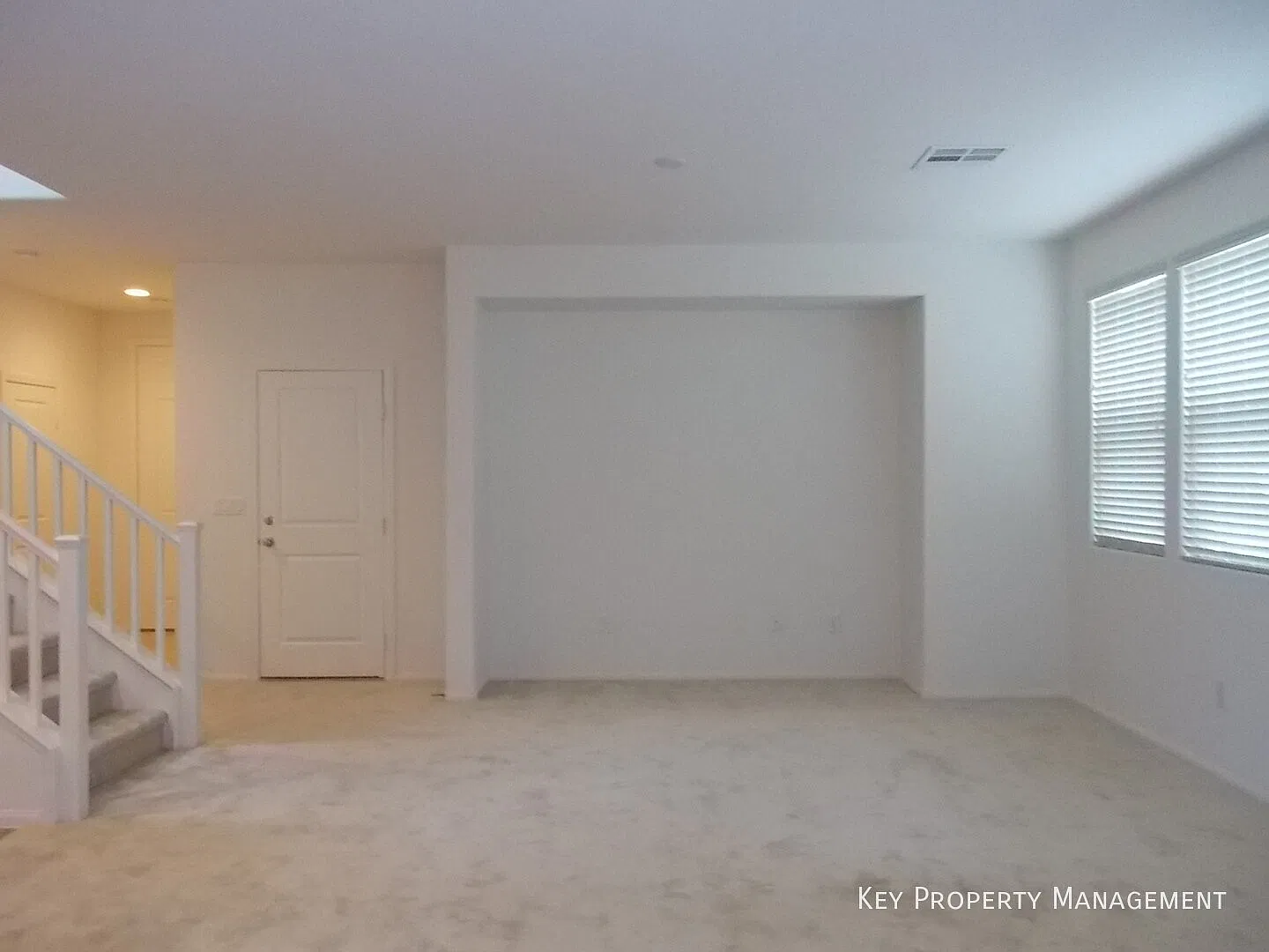 Beautiful 3-Bedroom Home In South Summerlin With Community Pool & Easy Access To Red Rock! — Photo 3