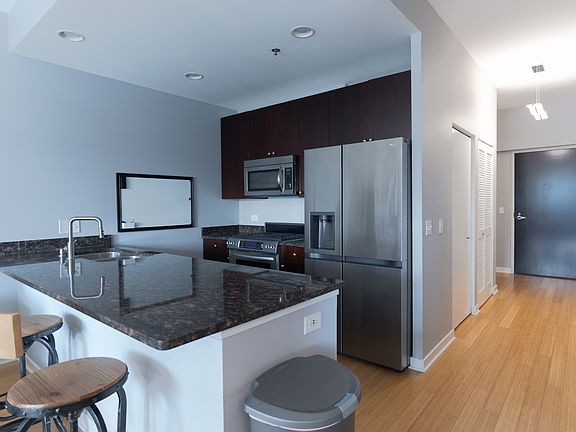 2nd image of 303 W Ohio St #3804