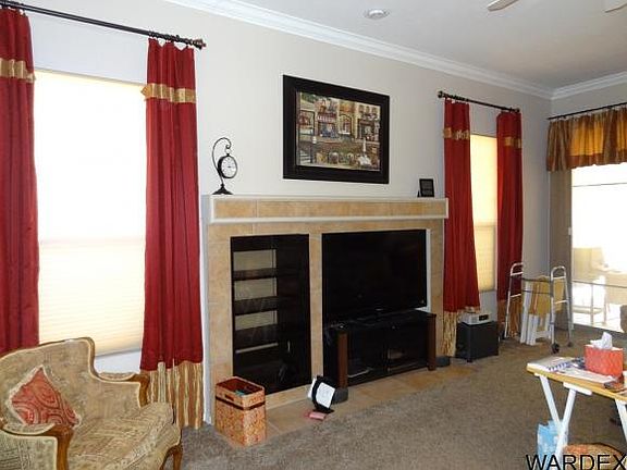 2nd image of 2704 Desert Flowers Dr