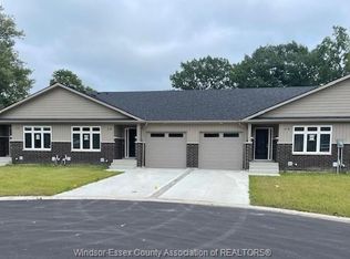 27 Friendship Way, Chatham Kent, ON N0P 2P0